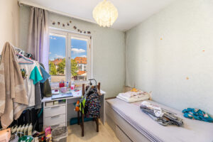 Arbeits- / Kinderzimmer
