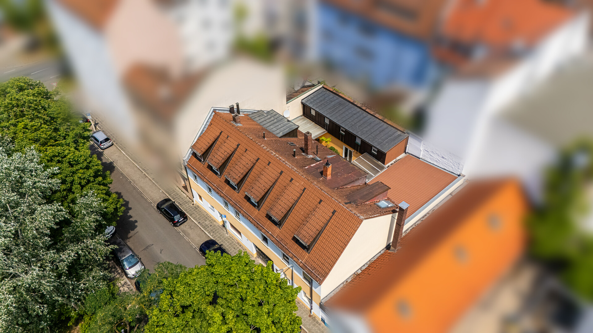 Grundstück und Gebäudestruktur aus der Vogelperspektive
